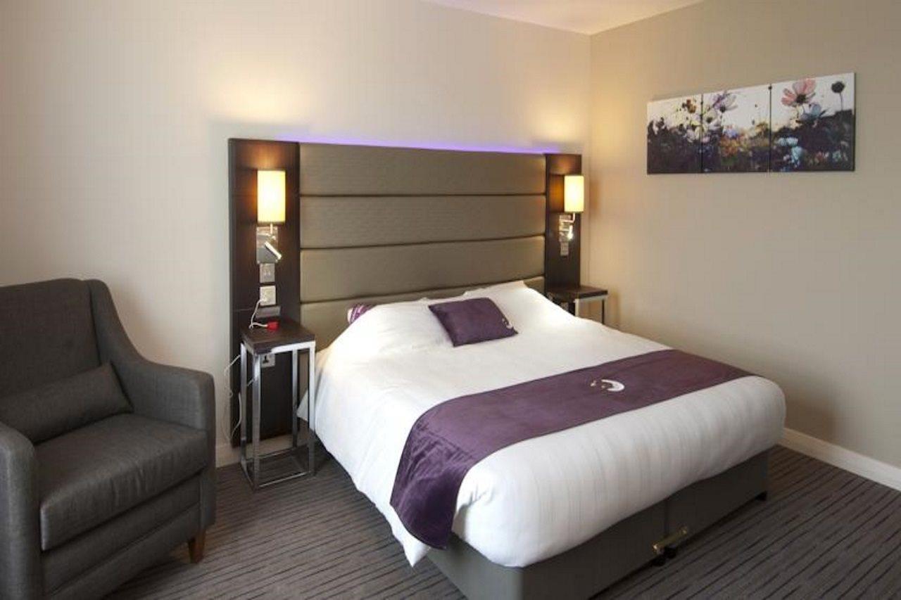 Premier Inn Crewe Nantwich Exterior photo